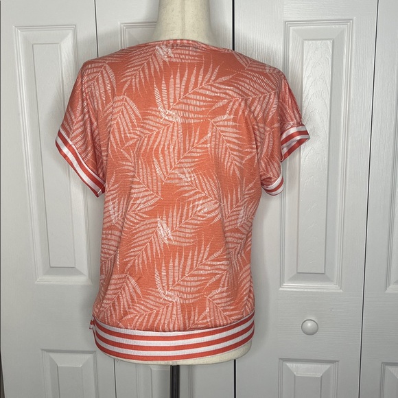 All In Love Top - Picture 2 of 7